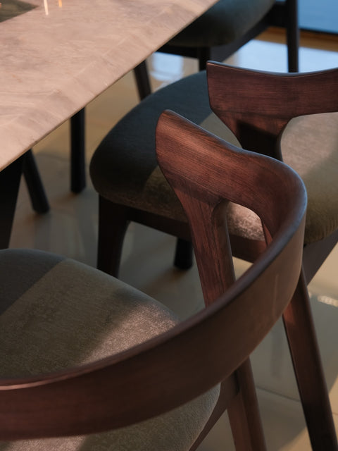 Vector Dining Set