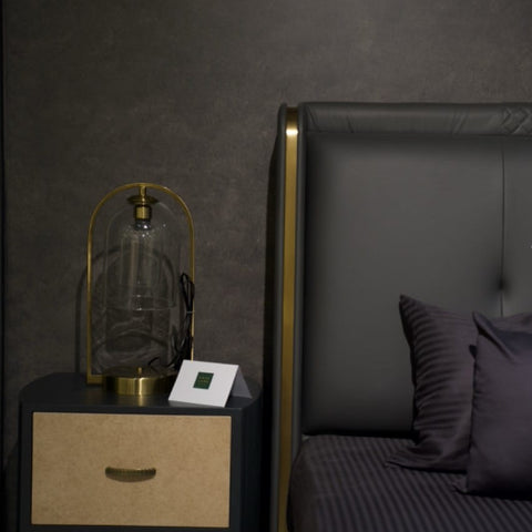 The Onyx Bed