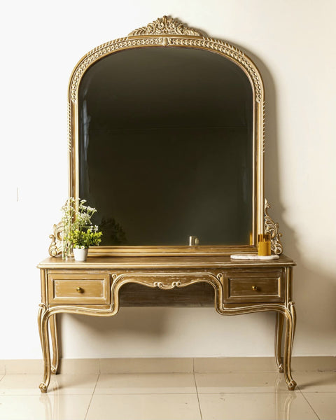 Monarch Dresser Set