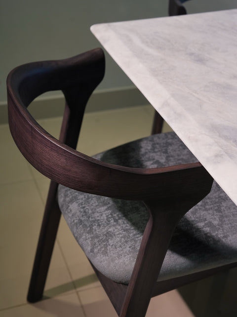 Vector Dining Set
