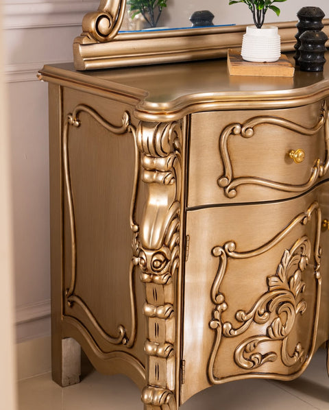 The Royal Duke Dresser
