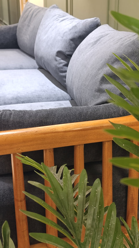 The Julius Sofa Set